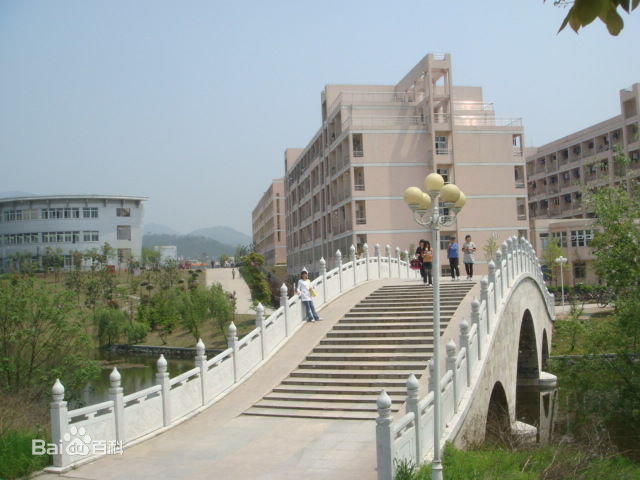 安庆师范学院