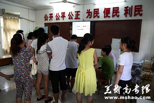 教育部:大学录取要发挥教授作用 而不只由招生办主任确定